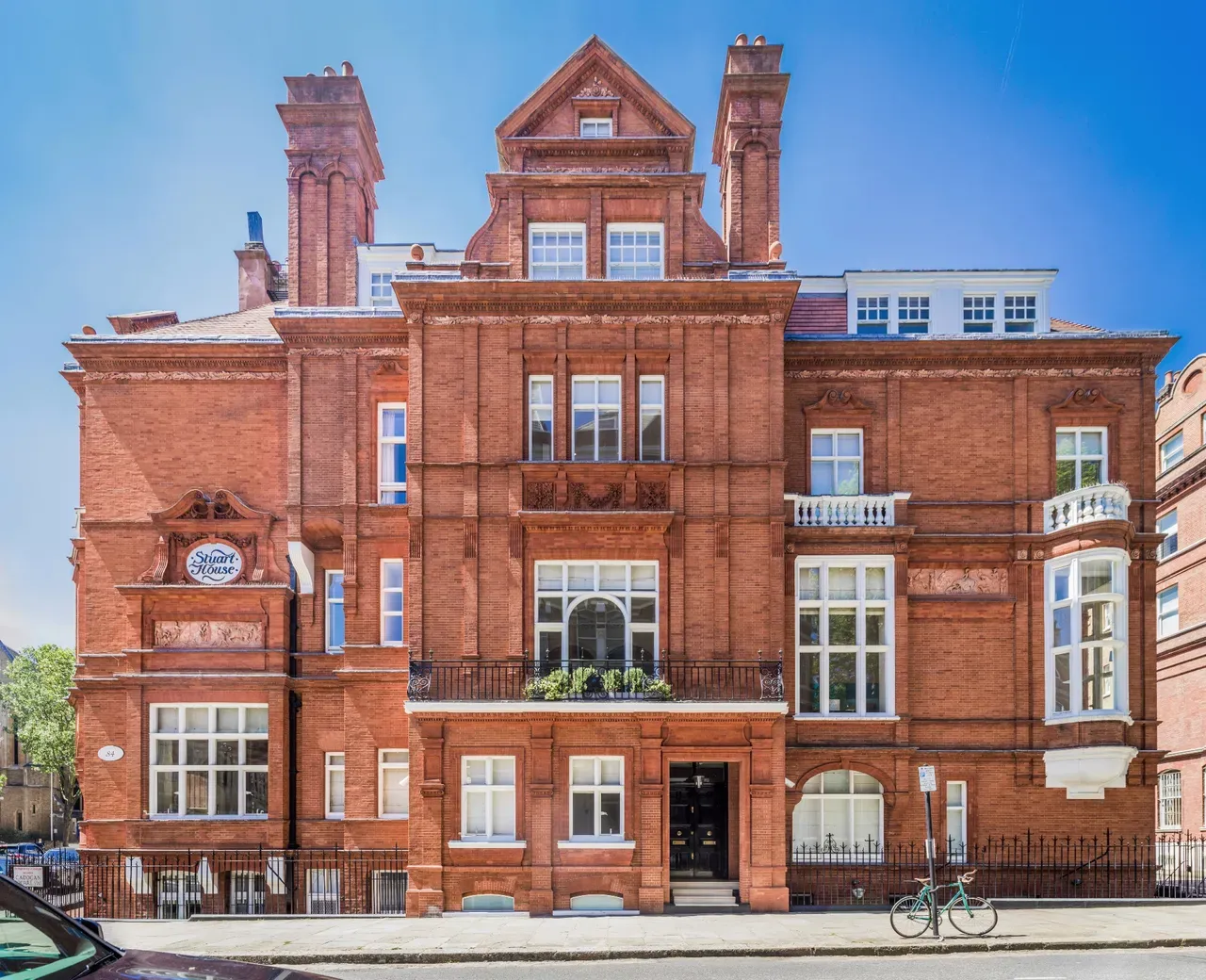 Stuart House — Commercial
